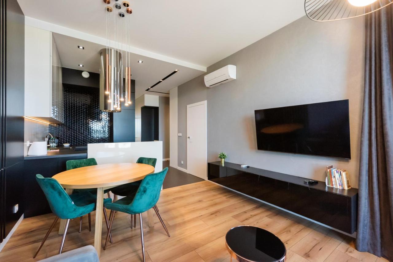 Praga 23Rd Floor High-Class Apartment Warsaw Luaran gambar